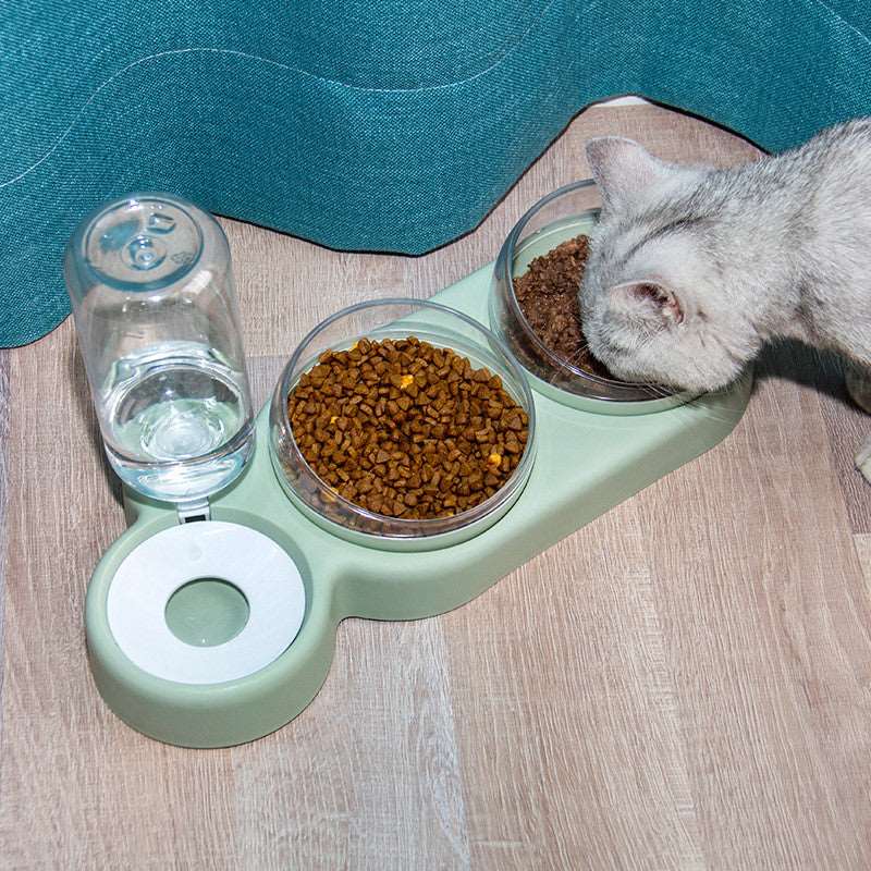 Moderne Hund- und Katzenfutterstation.