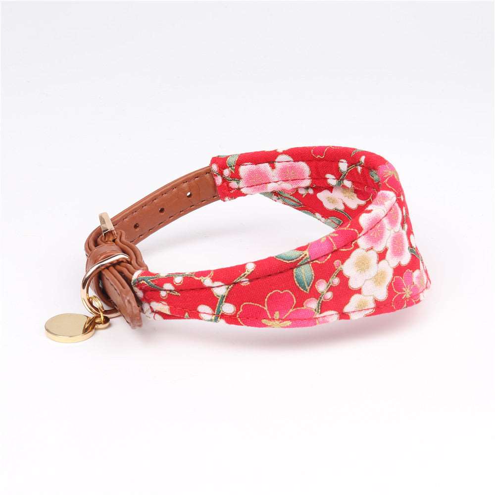 Hundehalsband mit Bandanatuch in Rosenrot