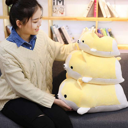 drei gelbe Kawaii Hündchen-Stofftier aufeinandergestappelt