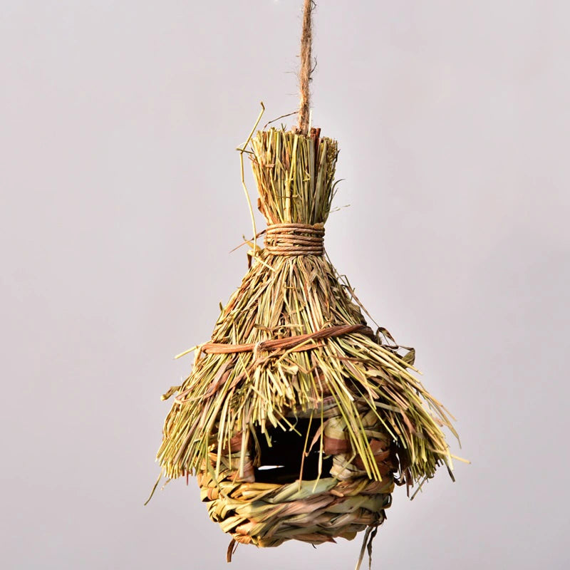 Stroh Vogelnest