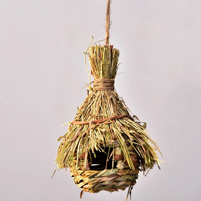Stroh Vogelnest