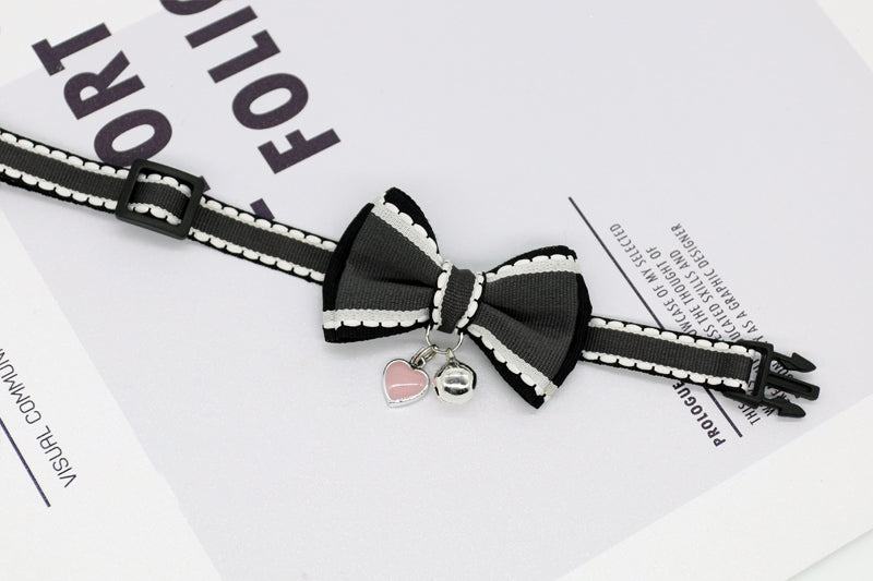 Katzenhalsband mit Schleife und Herzchenanhänger grau schwarz